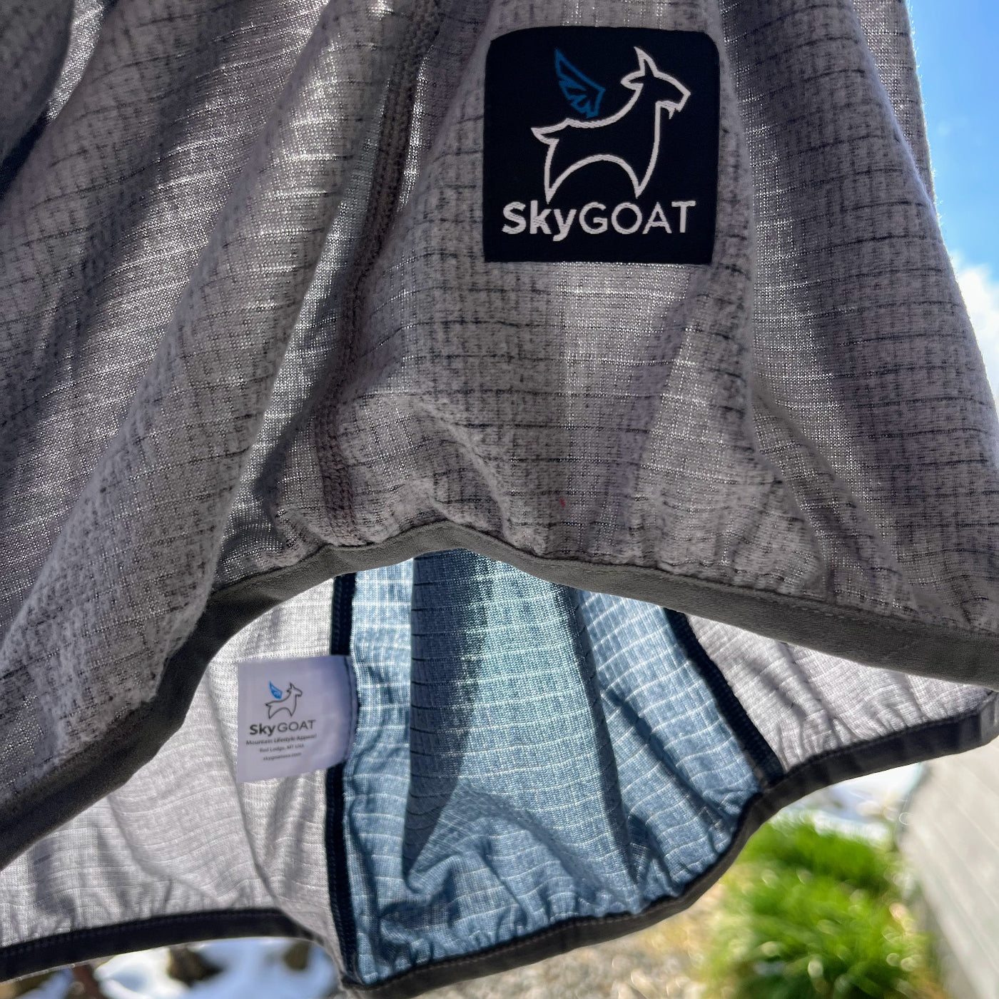 SkyGOAT Men's Half-Zip Hooded Pullover AIR 70