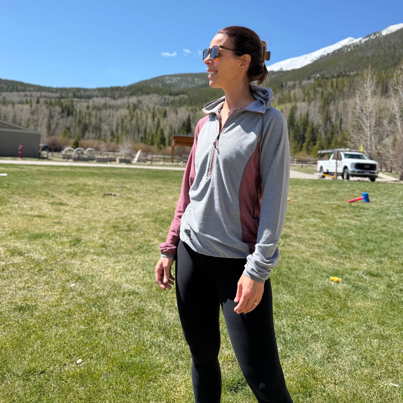 SkyGOAT Women's Half-Zip Hooded Pullover AIR 70