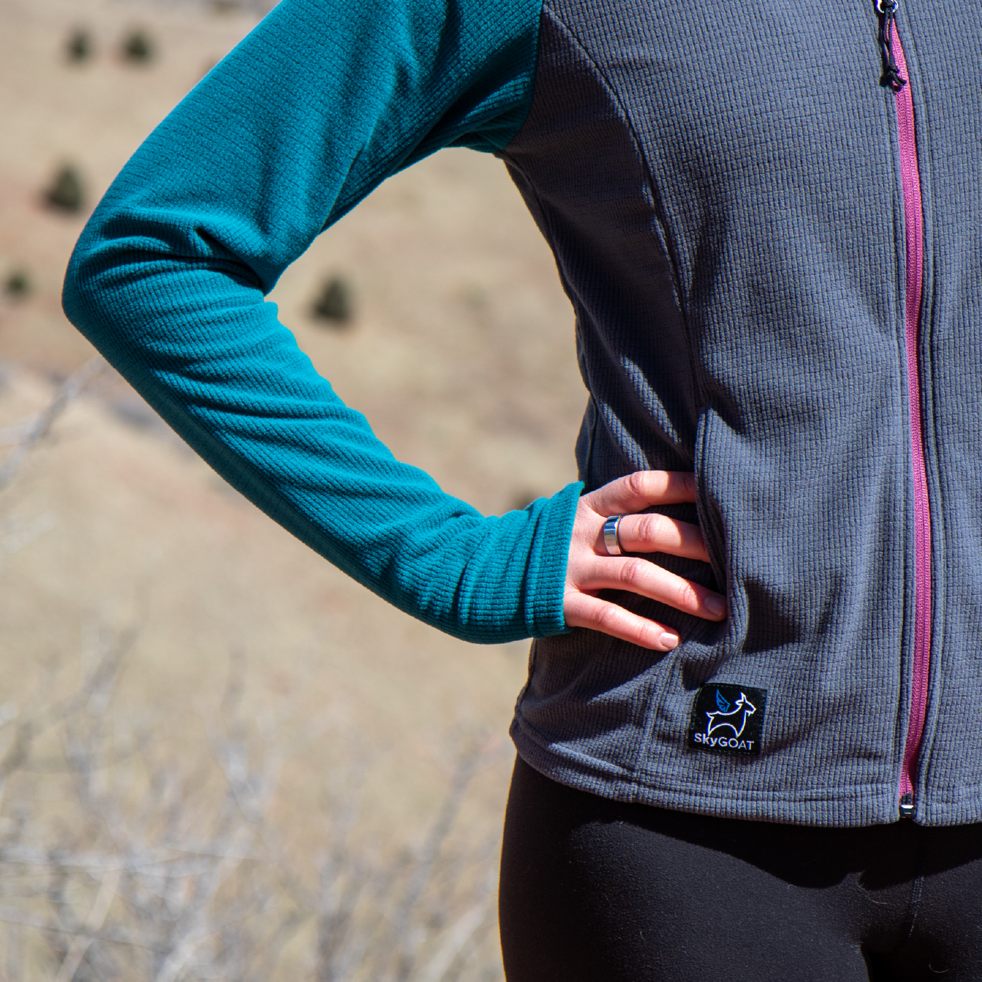 SkyGOAT Women's CAMP Hooded Jacket